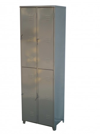 ROUPEIRO DE AÇO COM 4 PORTAS PARA CADEADO MED. 1,98 X 0,63 X 0,40
